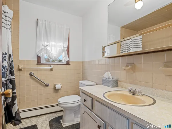 $475,000 | 356 Madison Terrace, Bridgeport, CT 06606