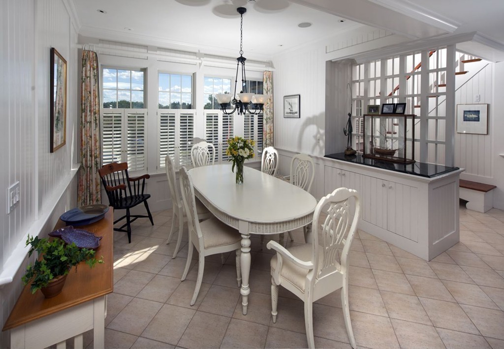 93 Wingaersheek Road Gloucester, MA 01930 - Photo 7 of 14