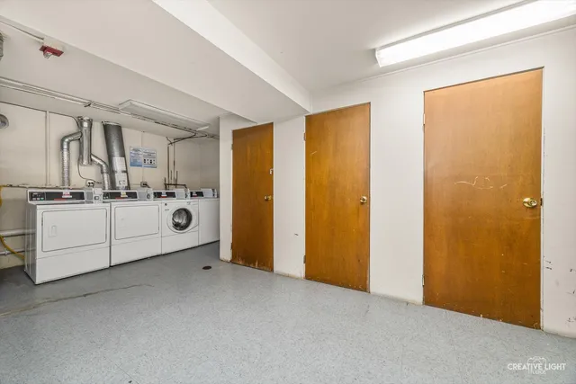 $255,000 | 7323 Blackburn Avenue, Unit 203, Downers Grove, IL 60516