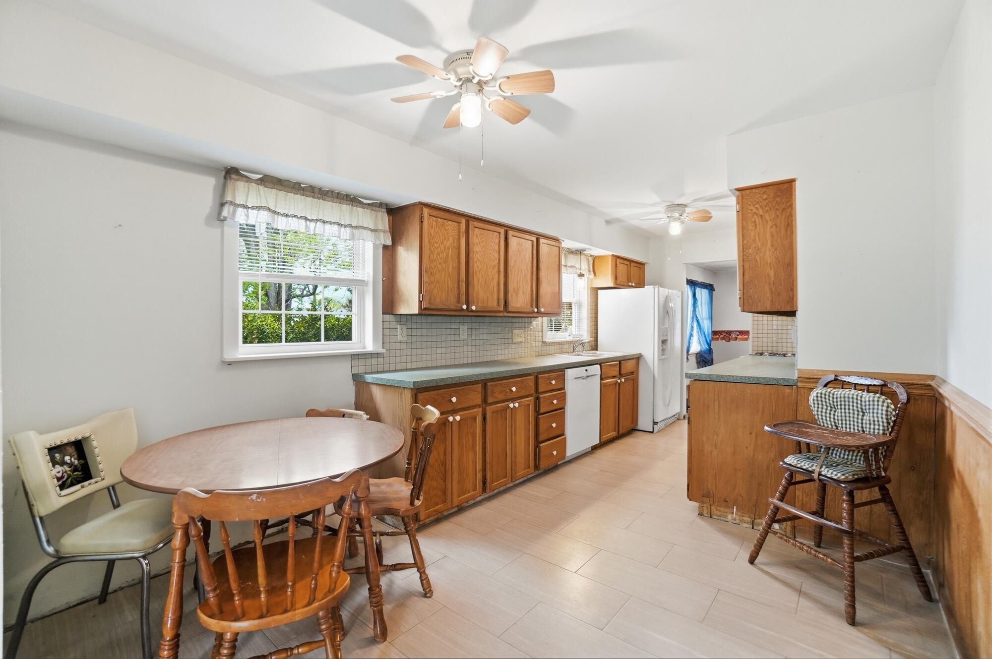 2318 Rodger Road Columbus, OH 43207 - Photo 7 of 41 039