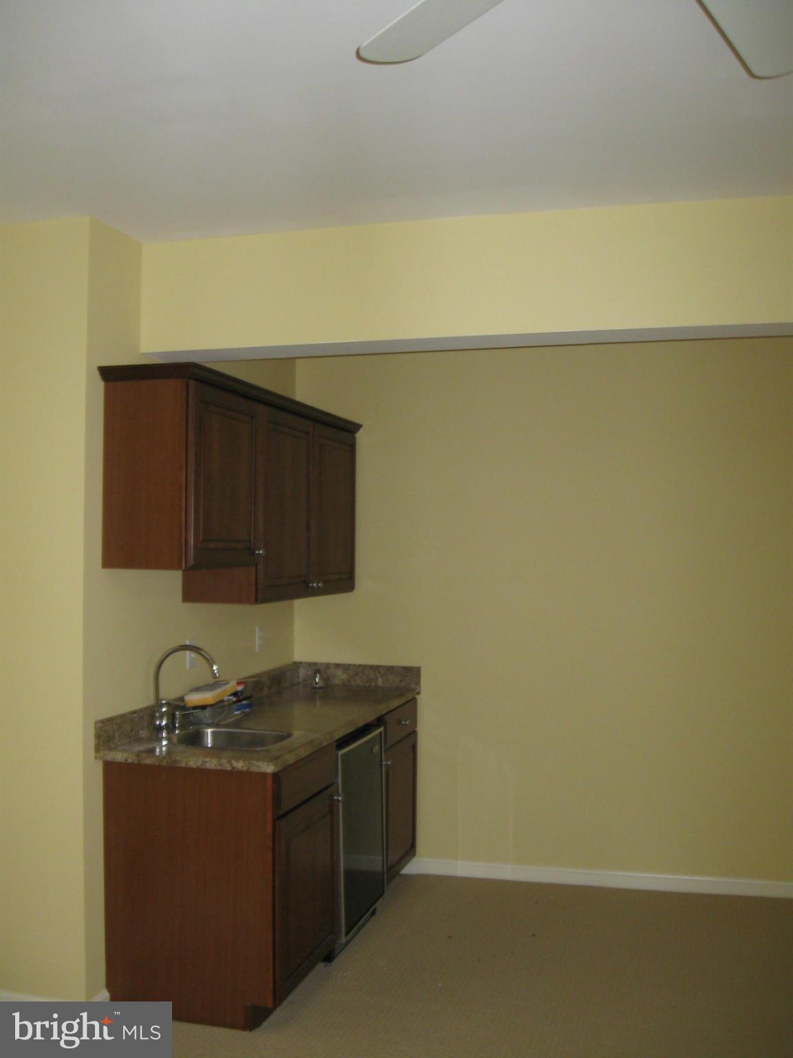11611 Popes Head Road Fairfax, VA 22030 - Photo 20 of 24 Interior (General)