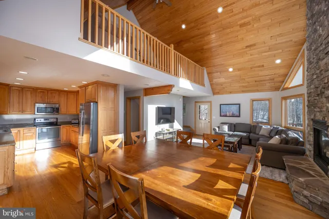 $949,000 | 723 Pinnacle Drive, Swanton, MD 21561