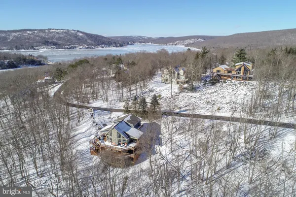 $949,000 | 723 Pinnacle Drive, Swanton, MD 21561