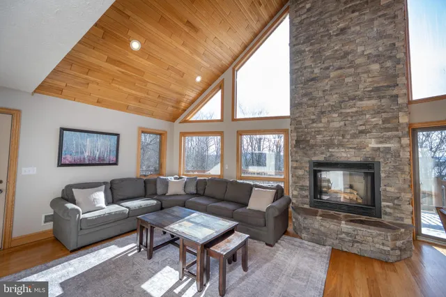 $949,000 | 723 Pinnacle Drive, Swanton, MD 21561