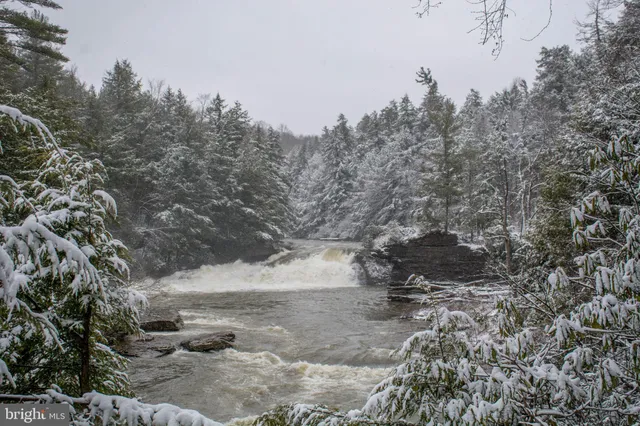 $949,000 | 723 Pinnacle Drive, Swanton, MD 21561