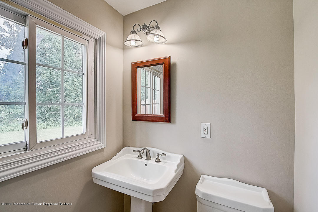 257 Lloyd Road Aberdeen, NJ 07747 - Photo 33 of 46 Lloyd Rd MLS-26