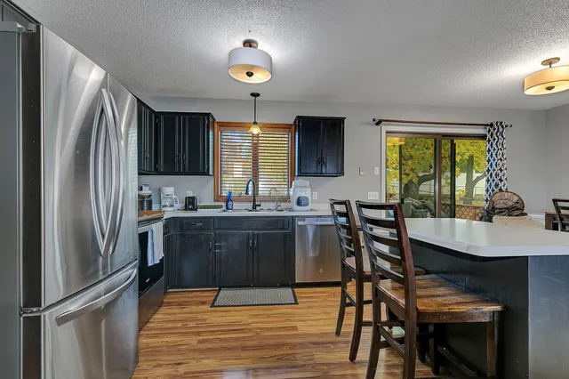 $249,900 | 1018 North Benton Drive, Sauk Rapids, MN 56379