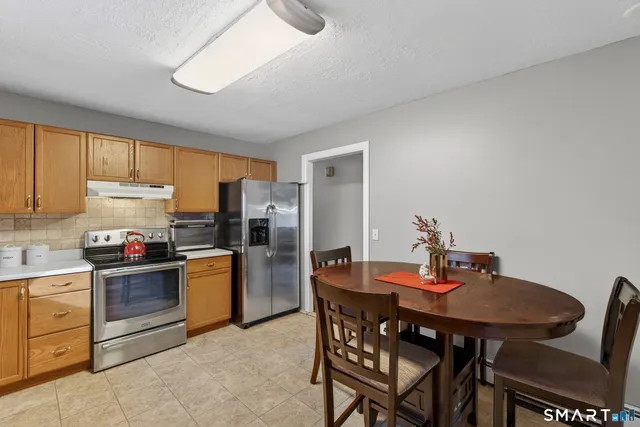 $390,000 | 12 Stonybrook Road, Ledyard, CT 06335