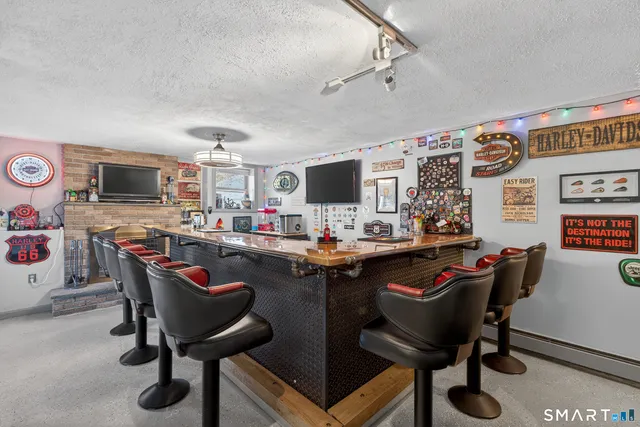 $390,000 | 12 Stonybrook Road, Ledyard, CT 06335