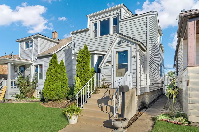 $279,900 | 3624 West 69th Street, Chicago, IL 60629