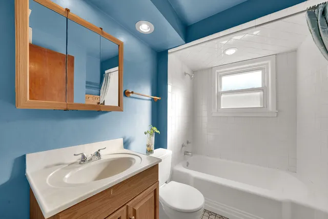 $279,900 | 3624 West 69th Street, Chicago, IL 60629