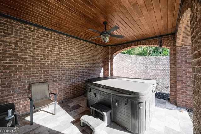 $1,300,000 | 208 Crystal Drive, Byron, GA 31008