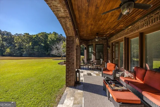 $1,300,000 | 208 Crystal Drive, Byron, GA 31008