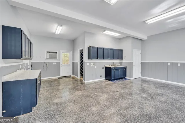 $1,300,000 | 208 Crystal Drive, Byron, GA 31008