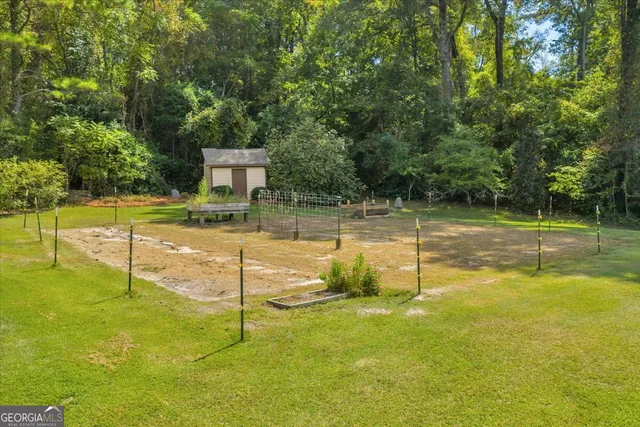 $1,300,000 | 208 Crystal Drive, Byron, GA 31008