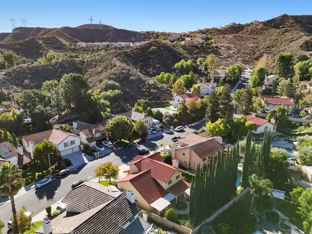 $899,900 | 28011 Charles Drive, Saugus, CA 91350