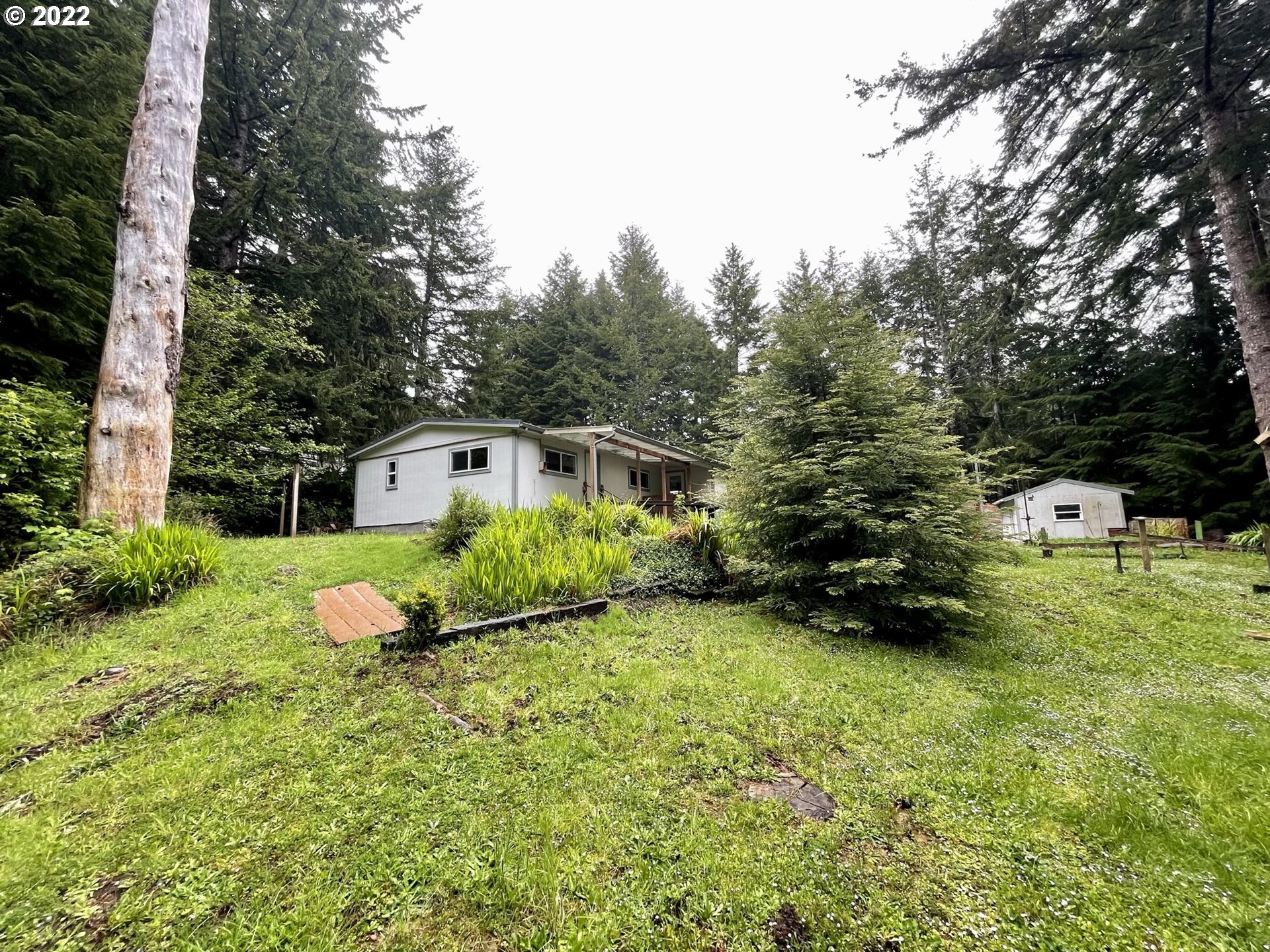 63292 Shasta Road Coos Bay, OR 97420 - Photo 26 of 32 Gallery Image 26