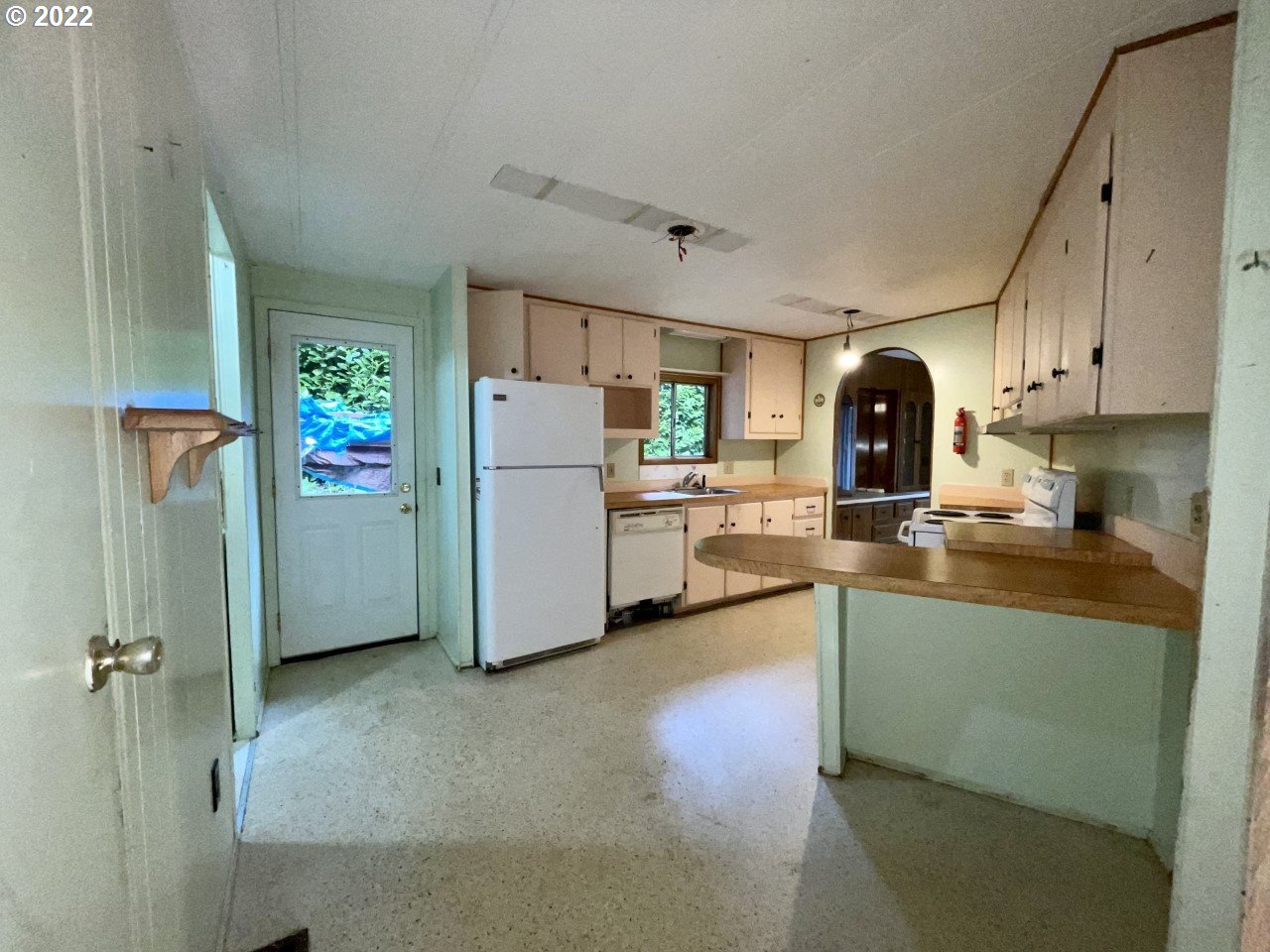 63292 Shasta Road Coos Bay, OR 97420 - Photo 8 of 32 Gallery Image 8