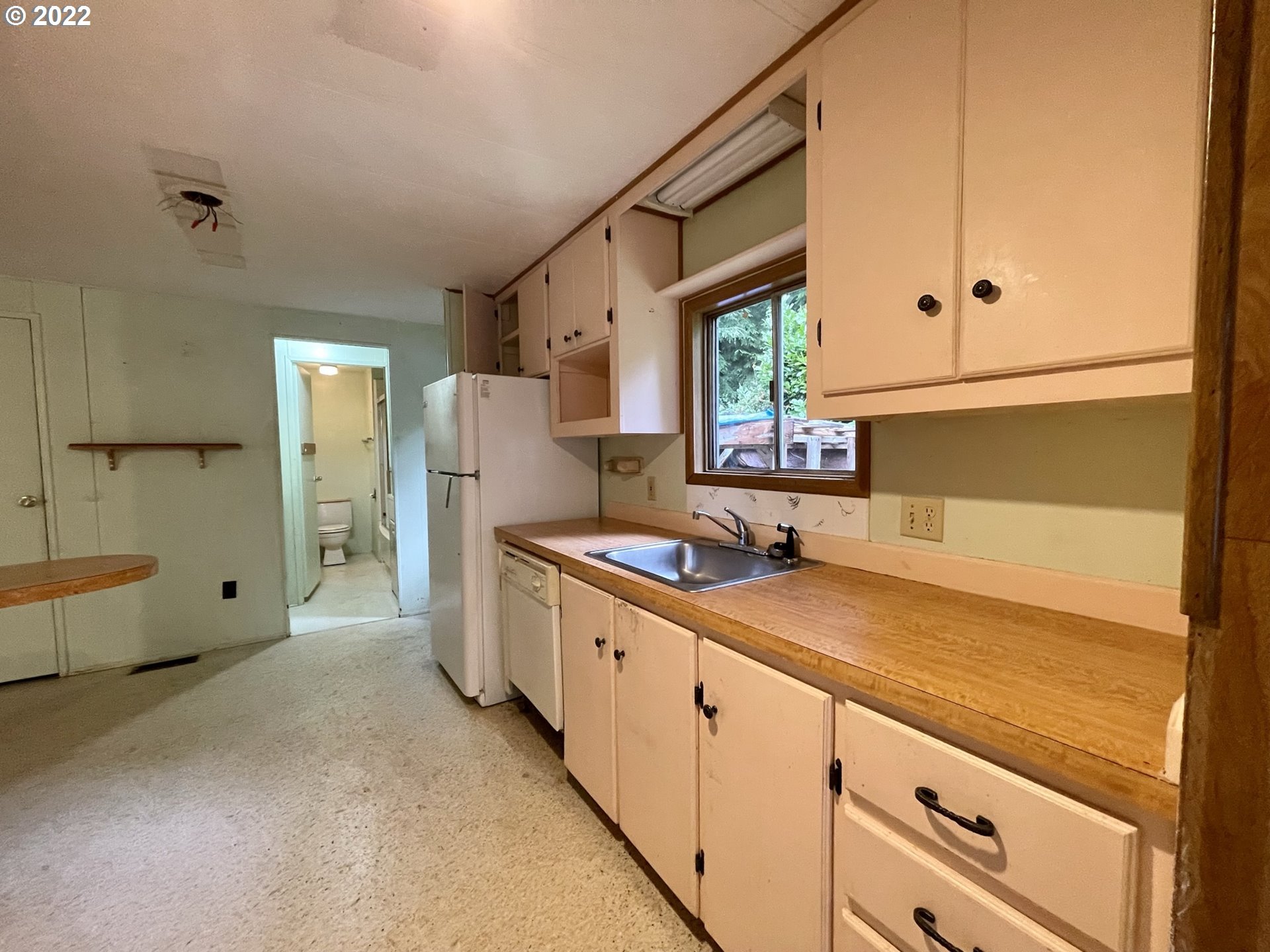 63292 Shasta Road Coos Bay, OR 97420 - Photo 10 of 32 Gallery Image 10
