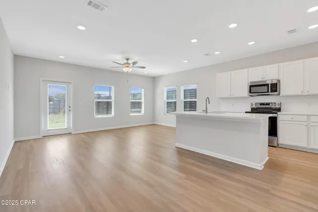 $324,900 | 7645 Lumen Lane, Unit 12, Panama City Beach, FL 32408