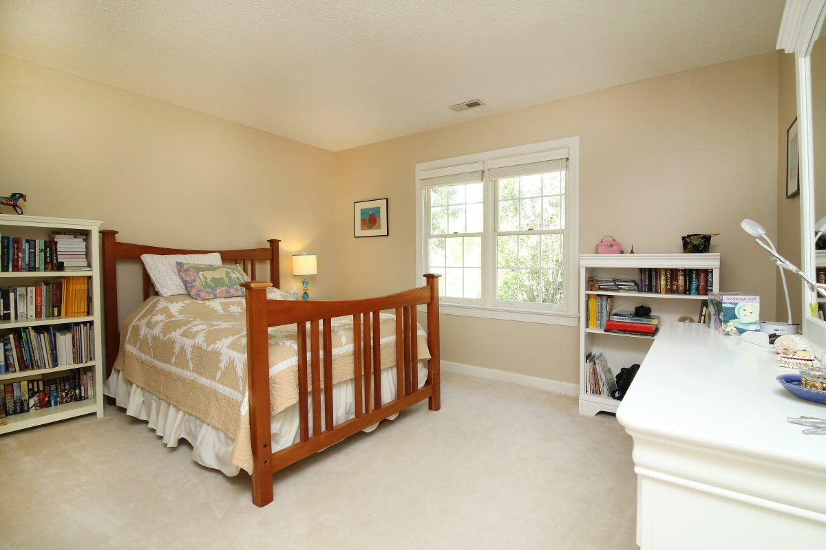 122 Spring Valley Lane Durham, NC 27713 - Photo 17 of 25 Bedroom #3
