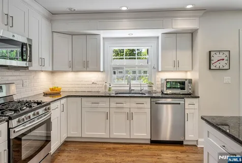 $1,190,000 | 369 Voorhis Avenue, Wyckoff, NJ 07481