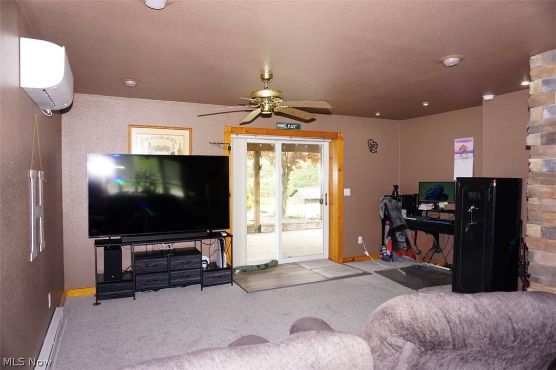 4173 South Ridge Road East Geneva, OH 44041 - Photo 13 of 42 Living room with walk out to rear patio.
