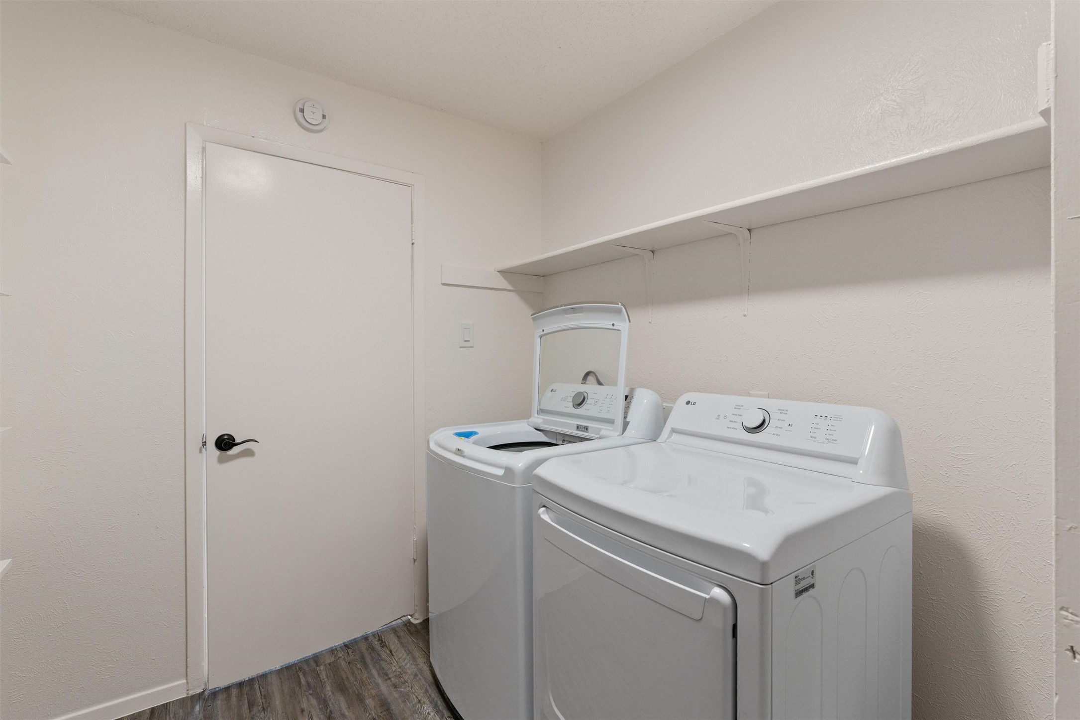 11411 Walnut Ridge Drive, Unit B Austin, TX 78753 - Photo 9 of 18