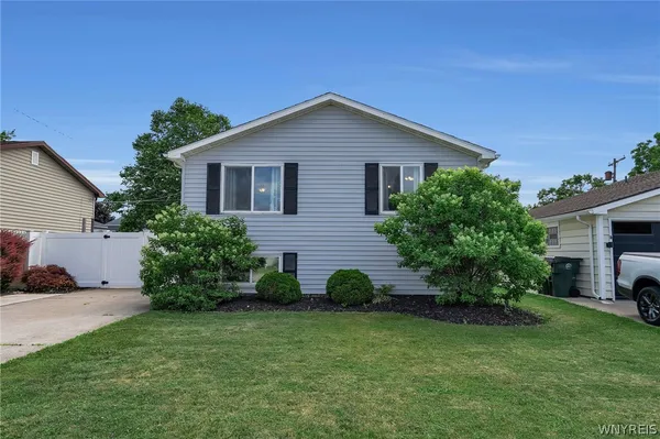 $249,900 | 79 Terrell Street, Lancaster, NY 14043
