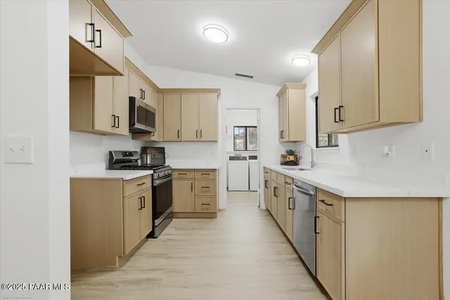 $435,000 | 707 Cherokee Road, Prescott, AZ 86303