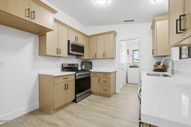 $435,000 | 707 Cherokee Road, Prescott, AZ 86303