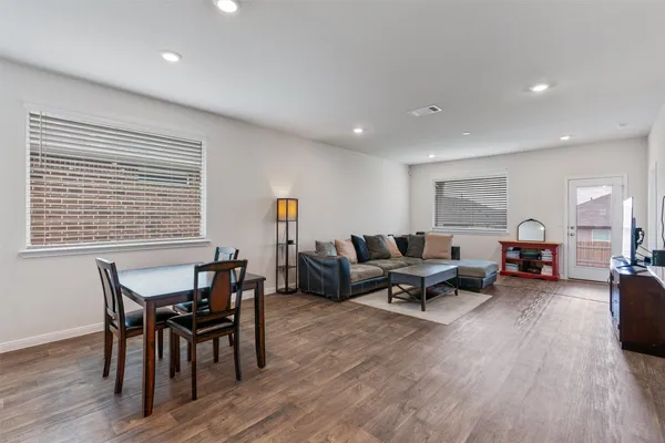 $2,000 | 301 Brooklyn Drive, Georgetown, TX 78626