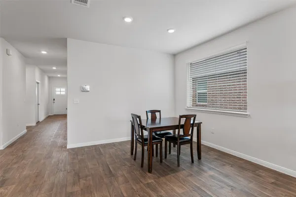 $2,000 | 301 Brooklyn Drive, Georgetown, TX 78626