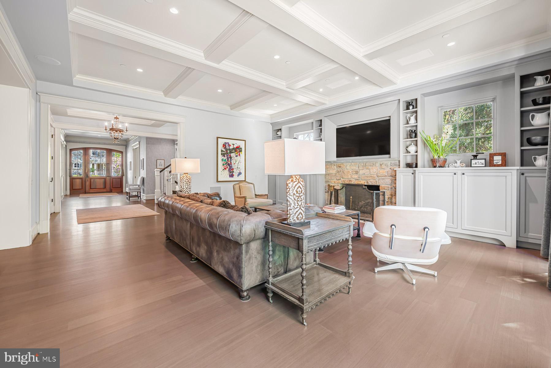 7200 Fairfax Road Bethesda, MD 20814 - Photo 12 of 87 Family Room
