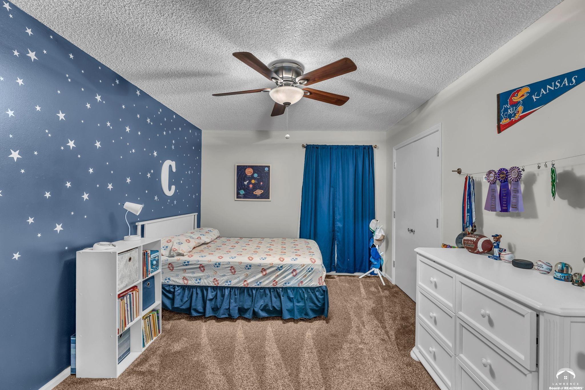 2324 Southwest 34th Street Topeka, KS 66611 - Photo 25 of 45