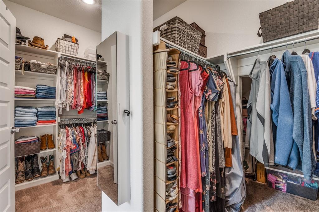 153 Arrow Wood Road Waxahachie, TX 75165 - Photo 13 of 29 Walk in closet in the primary suite