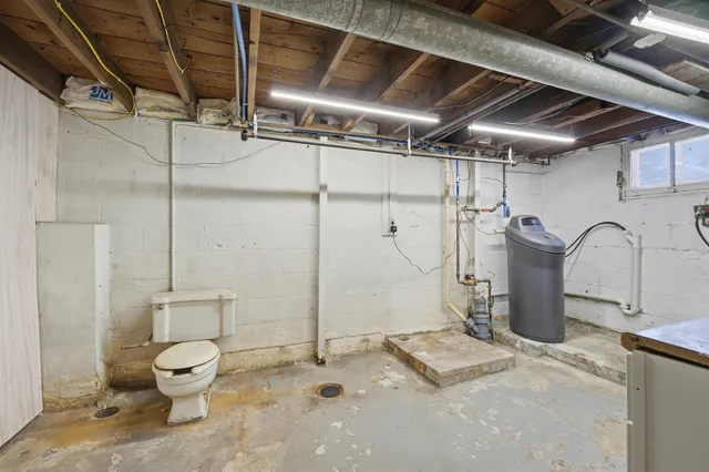 $249,900 | 21 North Bell Street, Fond du Lac, WI 54935