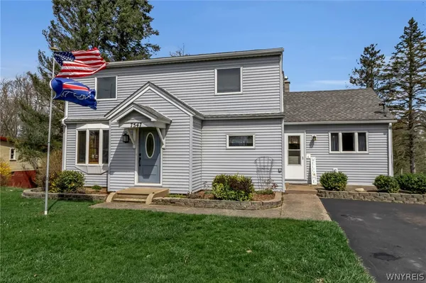 $209,000 | 7547 Ridge Road, Hartland, NY 14067