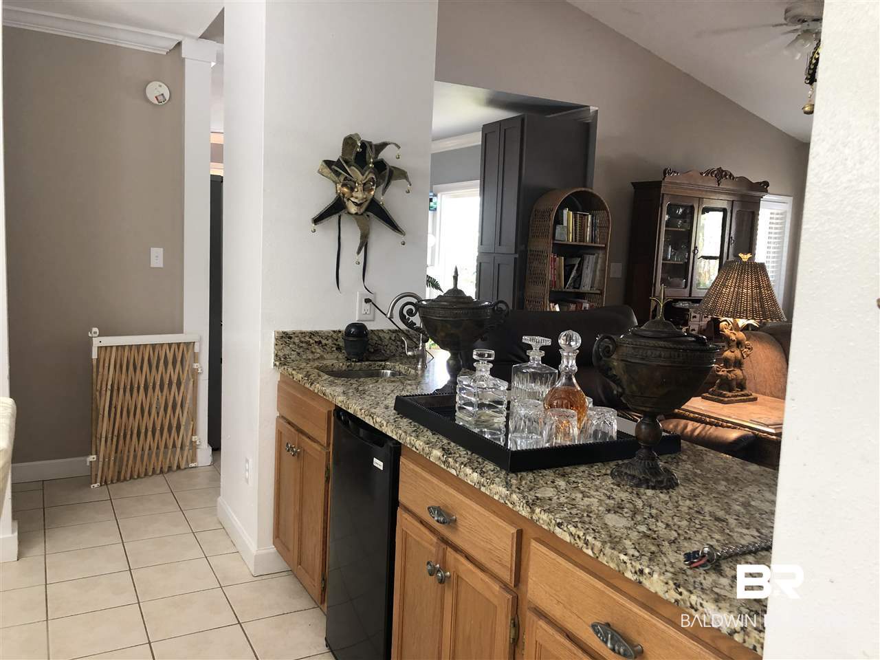 17703 Eastview Loop Foley, AL 36535 - Photo 20 of 46 Wet Bar