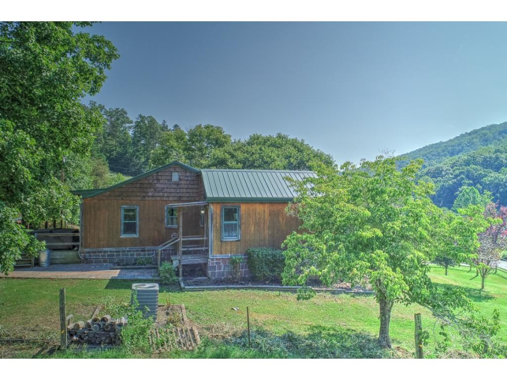 434 Butcher Valley Road Rogersville, TN 37857 - Photo 9 of 33 Photo 9