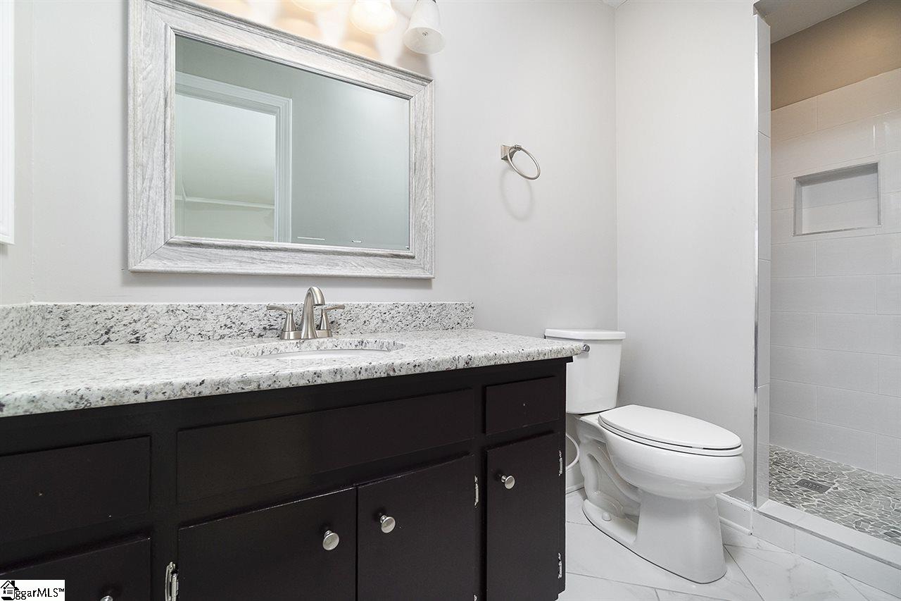 210 Newtonmore Road Greenville, SC 29615 - Photo 14 of 25 Gallery Image 14