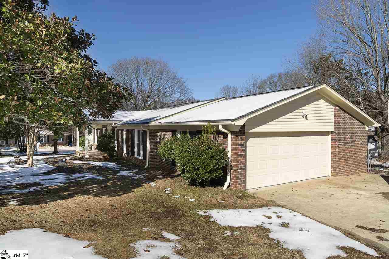 210 Newtonmore Road Greenville, SC 29615 - Photo 22 of 25 Gallery Image 22