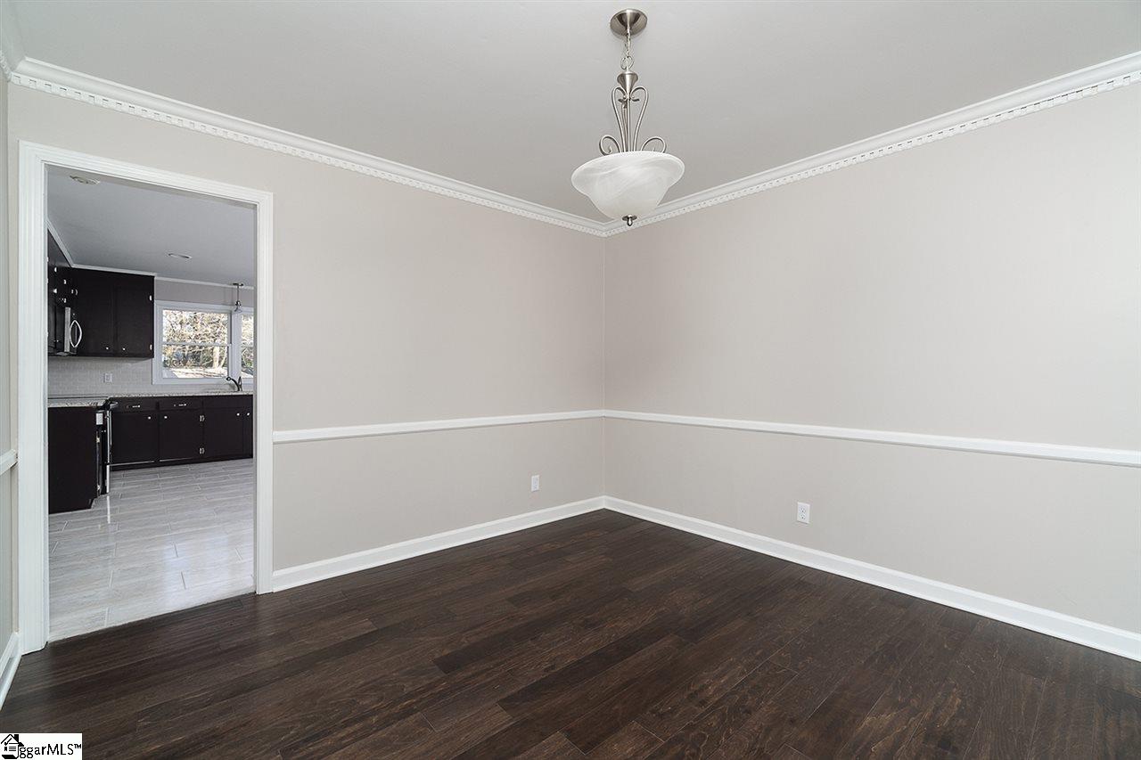 210 Newtonmore Road Greenville, SC 29615 - Photo 8 of 25 Gallery Image 8