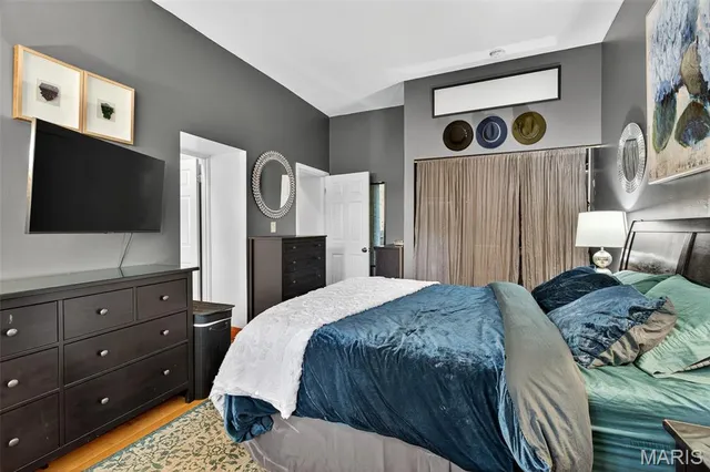 $599,900 | 3209 Shenandoah Avenue, St. Louis, MO 63104