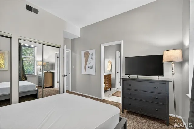 $599,900 | 3209 Shenandoah Avenue, St. Louis, MO 63104