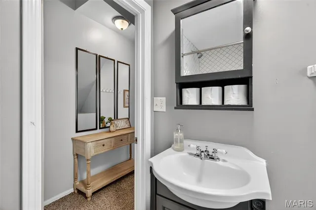 $599,900 | 3209 Shenandoah Avenue, St. Louis, MO 63104