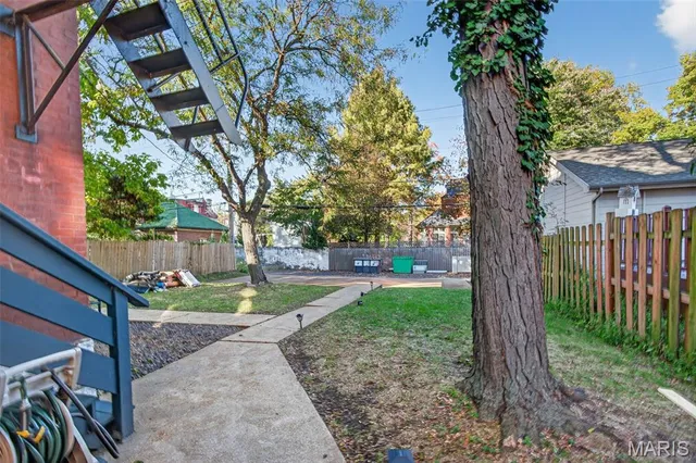 $599,900 | 3209 Shenandoah Avenue, St. Louis, MO 63104