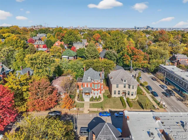 $599,900 | 3209 Shenandoah Avenue, St. Louis, MO 63104