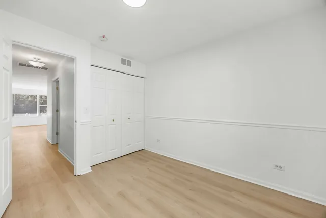 $247,500 | 1107 Yorkshire Court, Unit B, Elgin, IL 60120