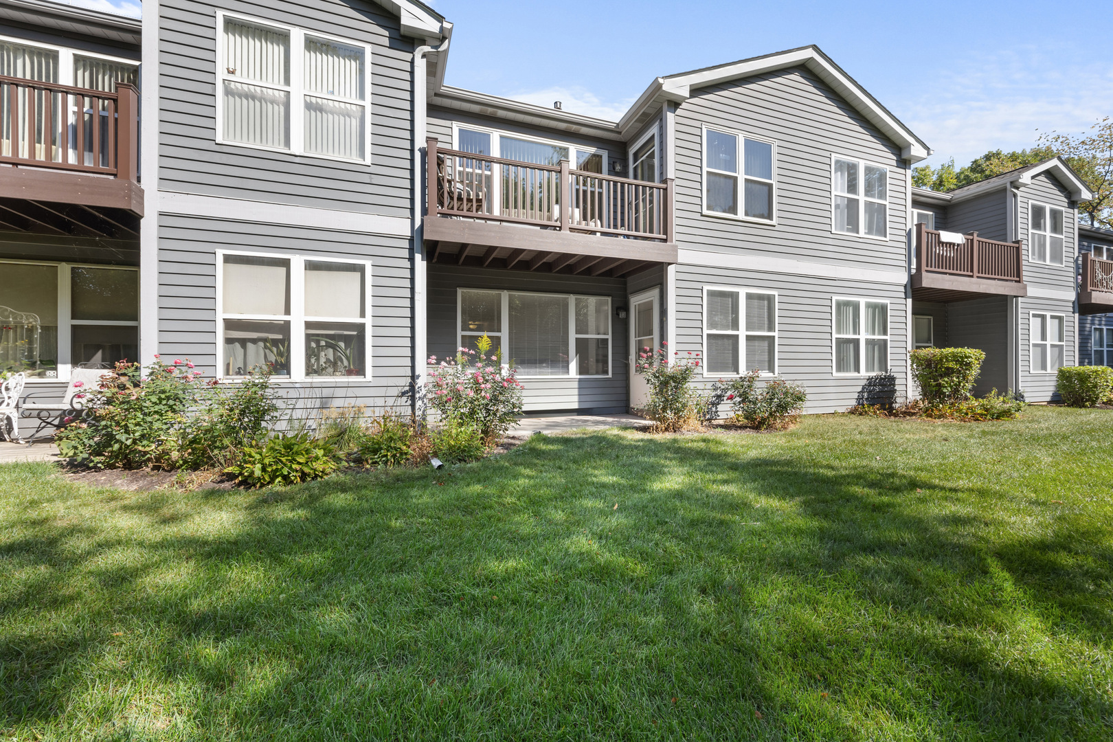 1107 Yorkshire Court, Unit B Elgin, IL 60120 - Photo 18 of 18